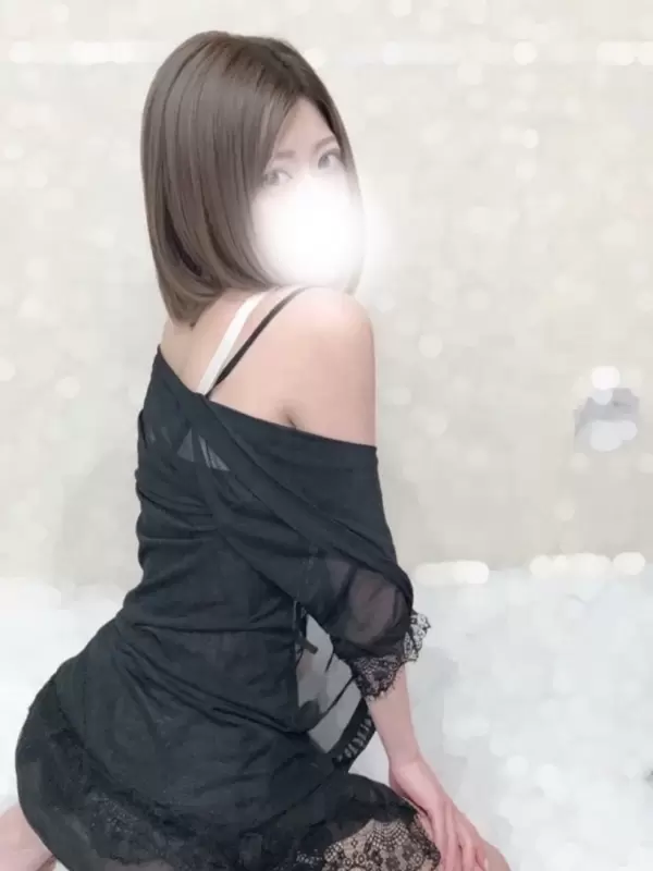夏川うらら ｜芸能人顔負けのスレンダー美女専門店 五反田メンズエステ『アロマABC』