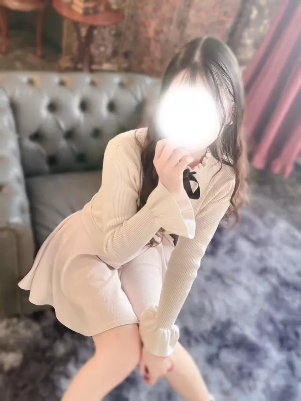 桜咲あすか ｜芸能人顔負けのスレンダー美女専門店 五反田メンズエステ『アロマABC』