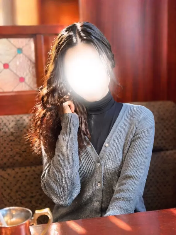 日色すみれ ｜芸能人顔負けのスレンダー美女専門店 五反田メンズエステ『アロマABC』